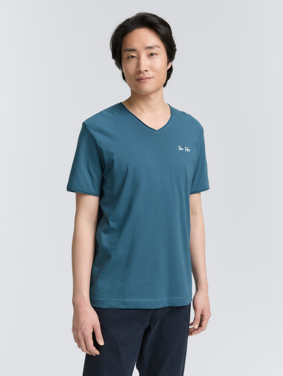 t-shirt à col en v