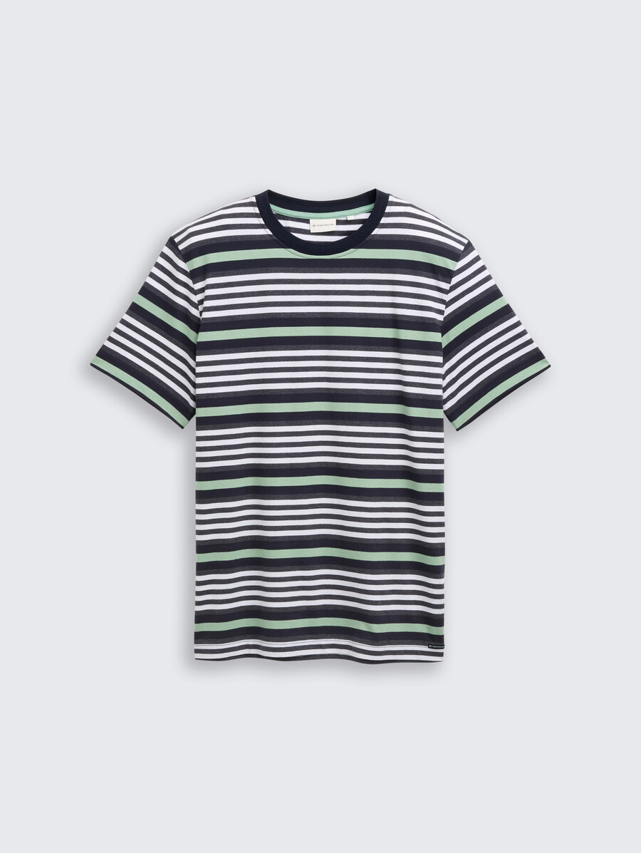 t-shirt à rayures