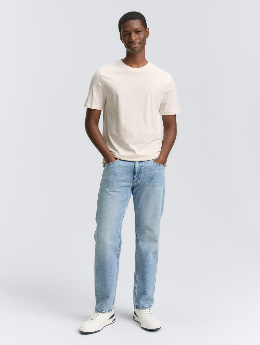 t-shirt basique de couleurs unies