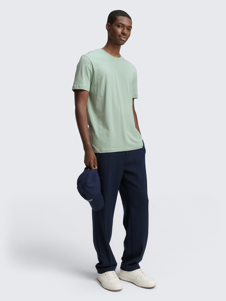 t-shirt basique de couleurs unies