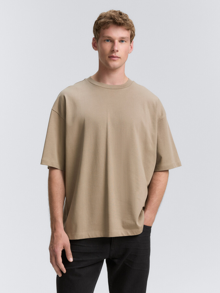 t-shirt oversize