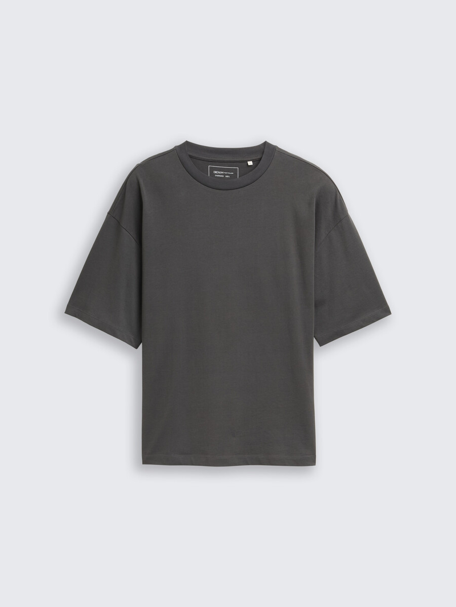 t-shirt oversize