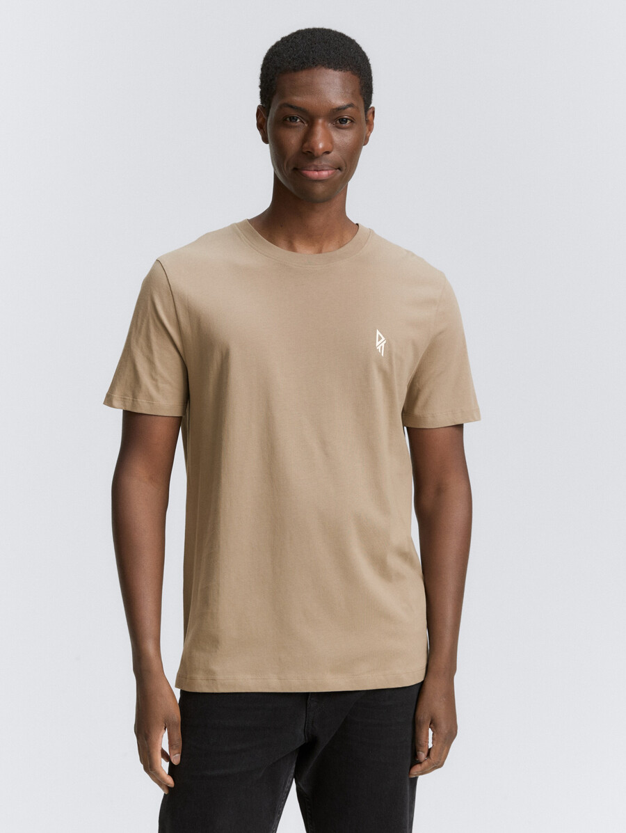 t-shirt avec impression au dos