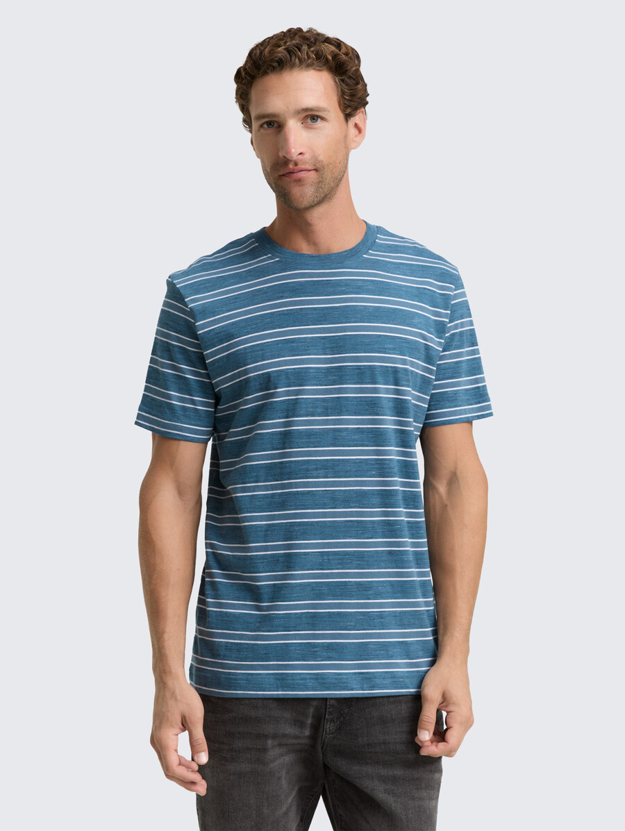 t-shirt à rayures