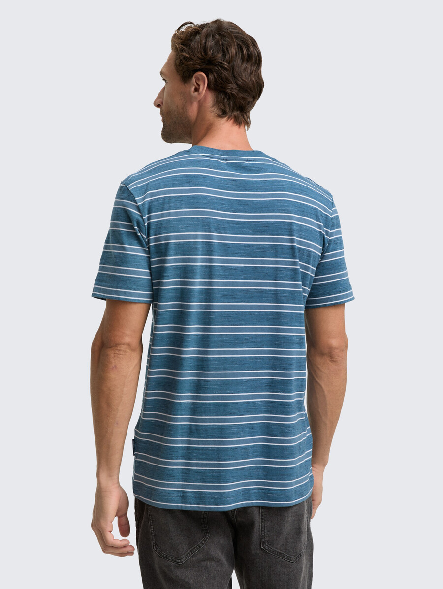 t-shirt à rayures