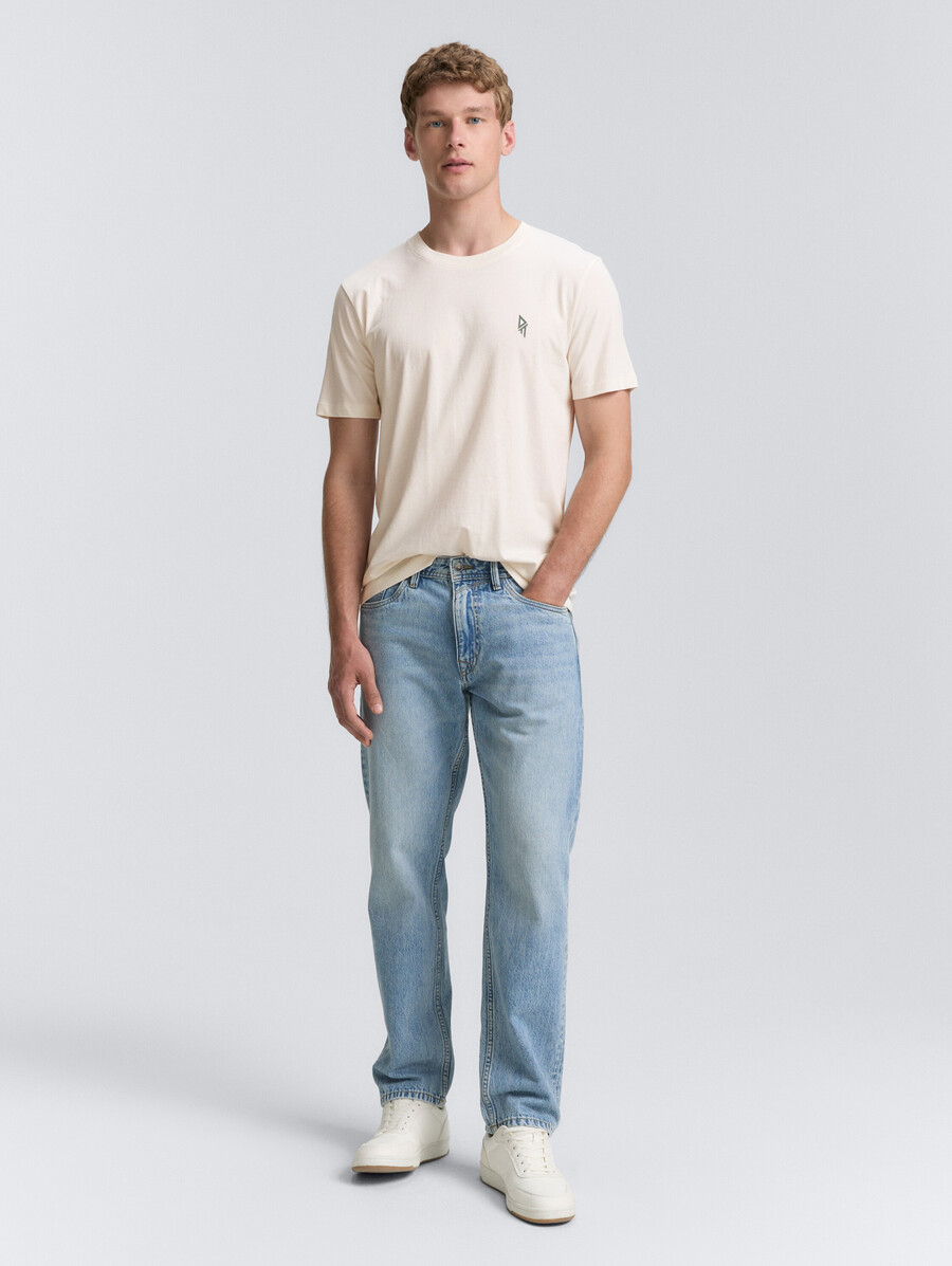 t-shirt avec impression au dos