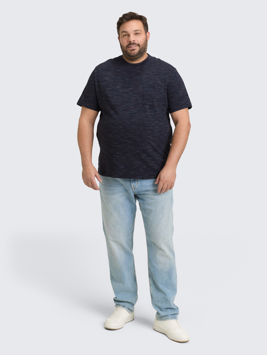 t-shirt grande taille à laspect chiné avec poche poitrine
