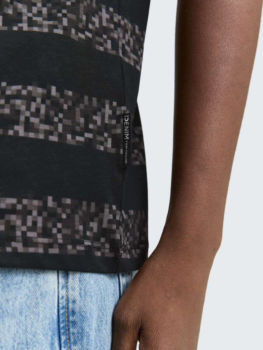 t-shirt à rayures