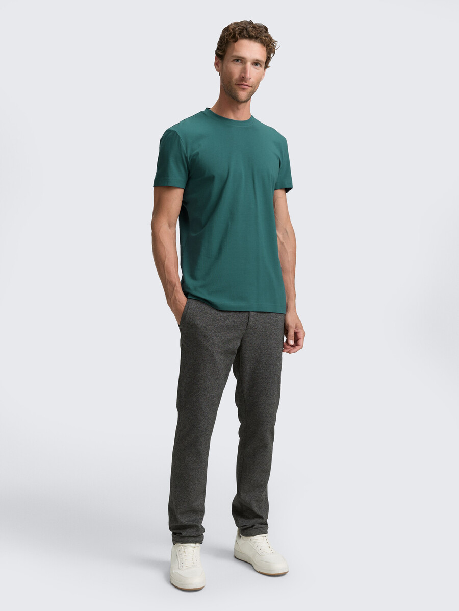 t-shirt ajusté et extensible