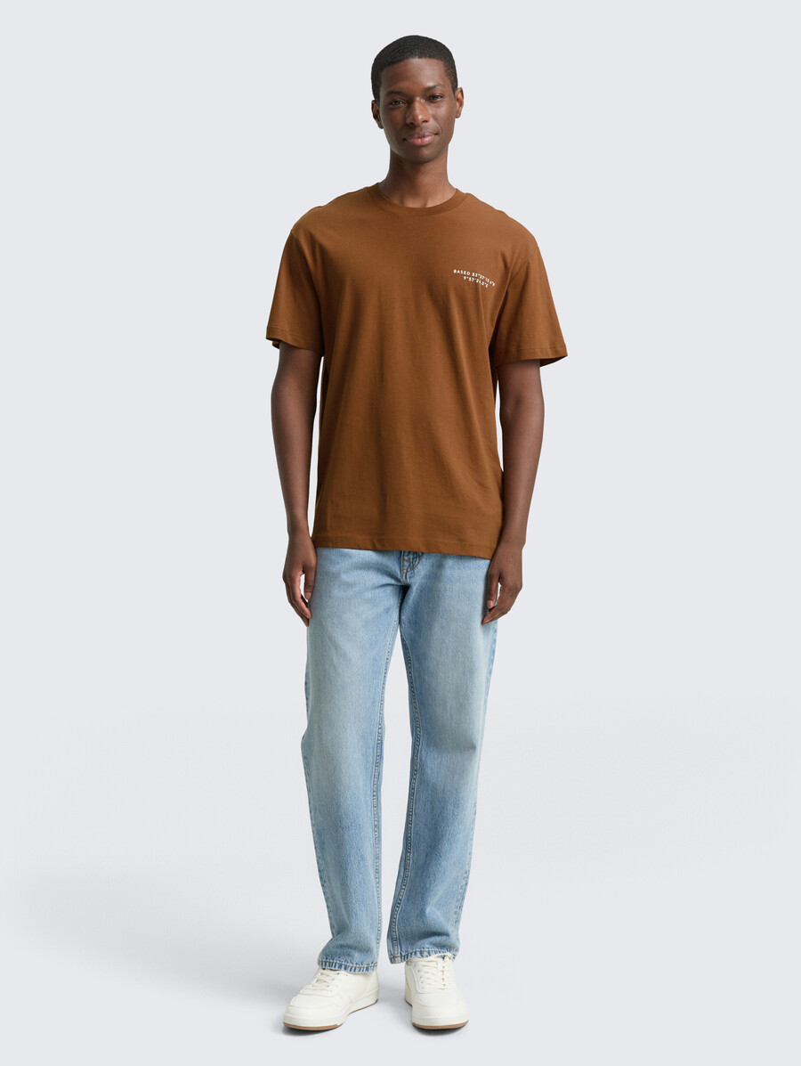 t-shirt coupe décontractée avec imprimé