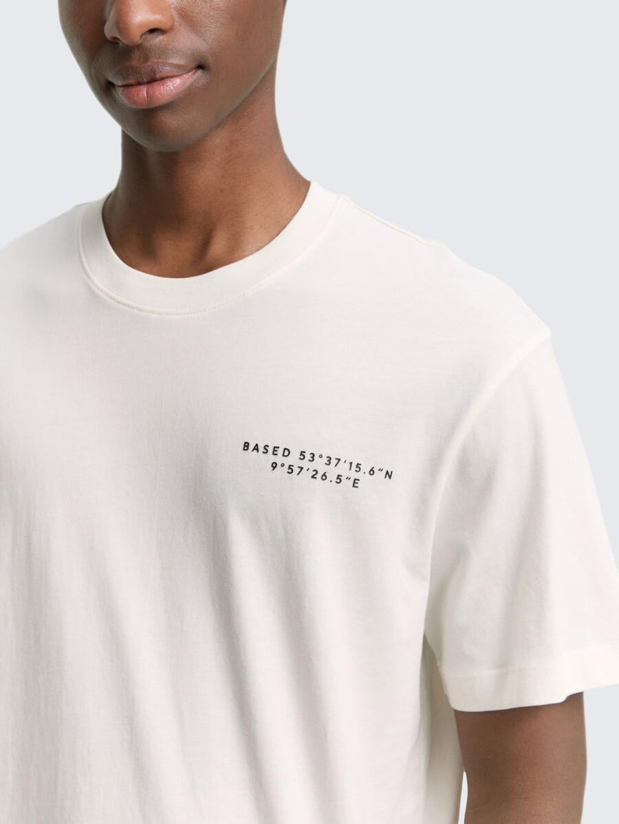 t-shirt coupe décontractée avec imprimé
