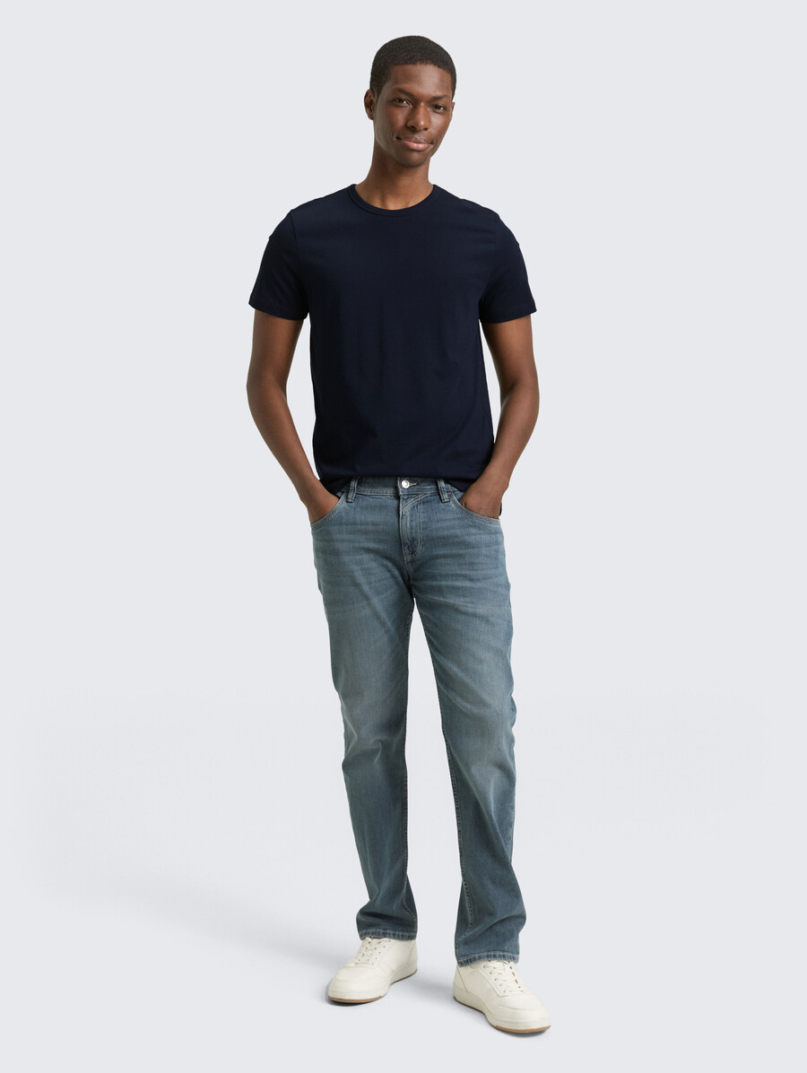 t-shirt en coton coupe ajustée