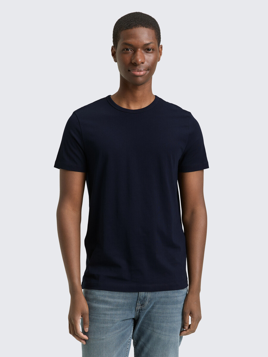 t-shirt en coton coupe ajustée