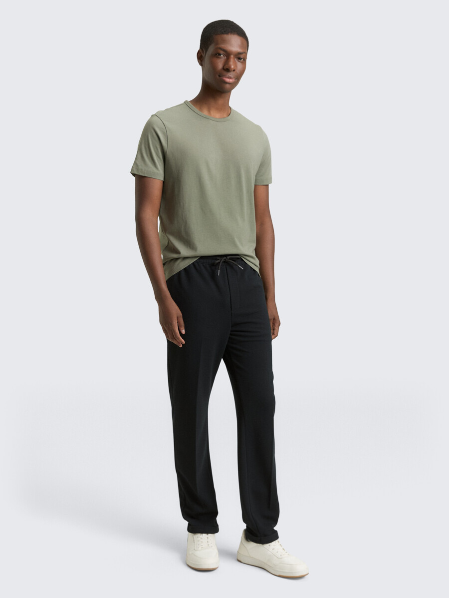 t-shirt en coton coupe ajustée