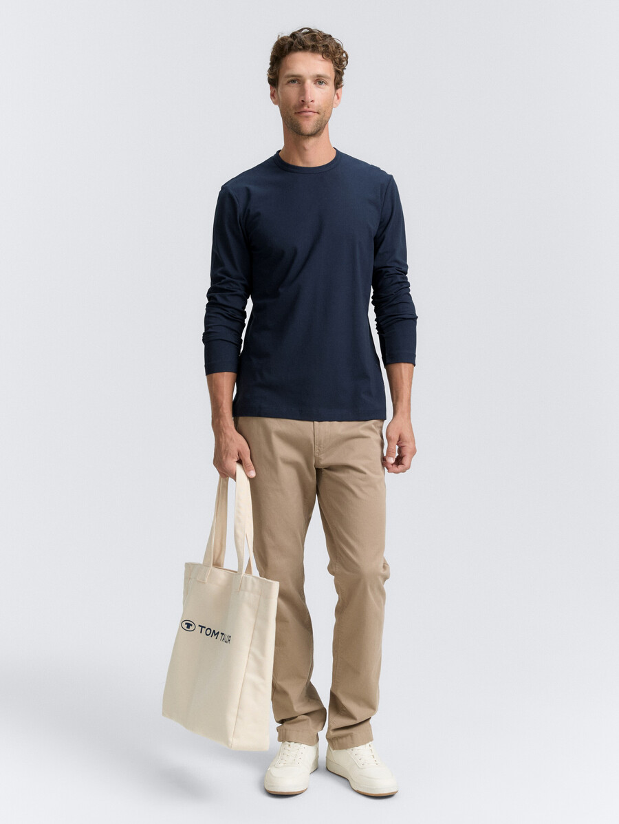 chemise à manches longues coupe ajustée et extensible
