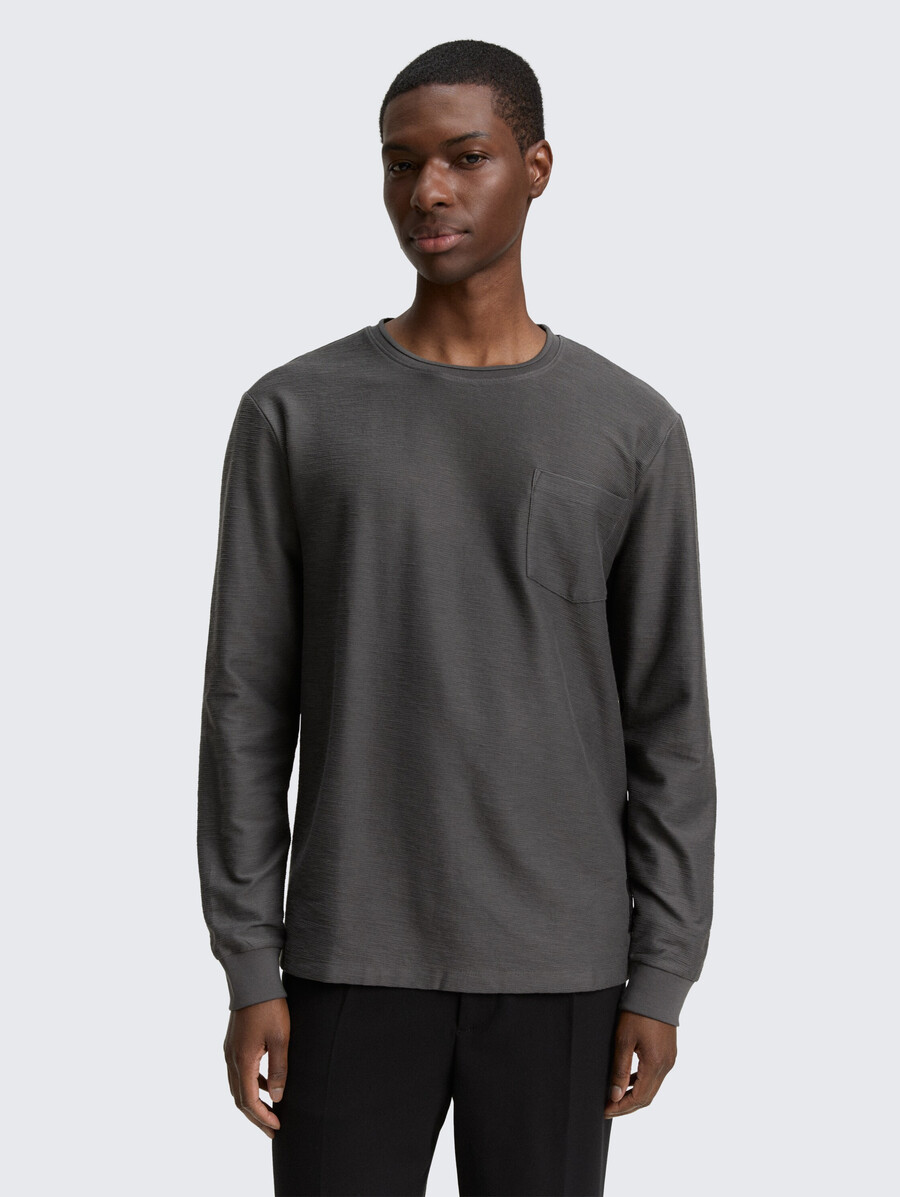 chemise à manches longues avec poche poitrine