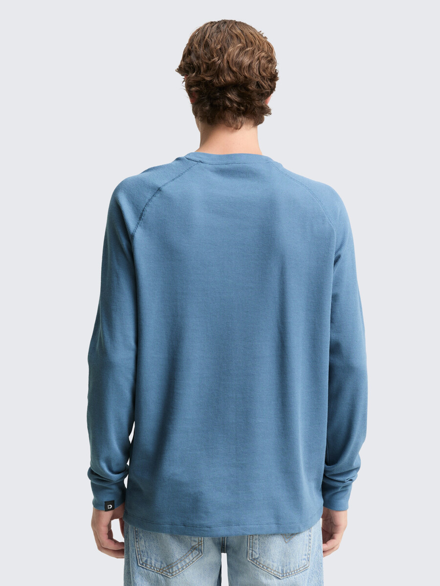 chemise à manches longues à texture gaufrée