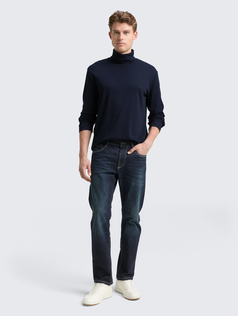 chemise à col roulé basique