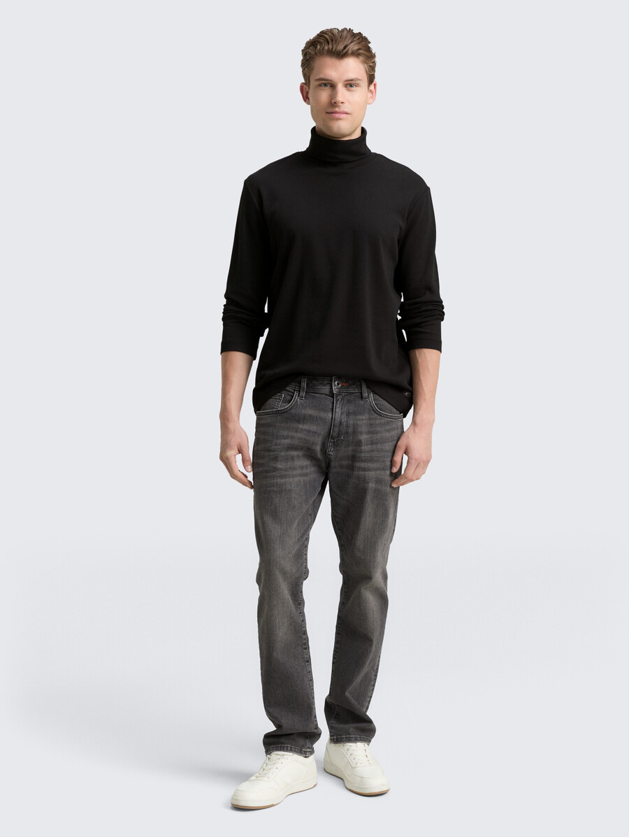 chemise à col roulé basique