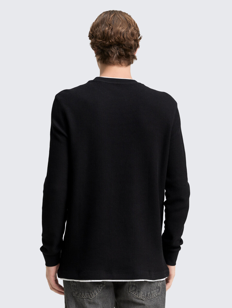 chemise à manches longues au look 2 en 1