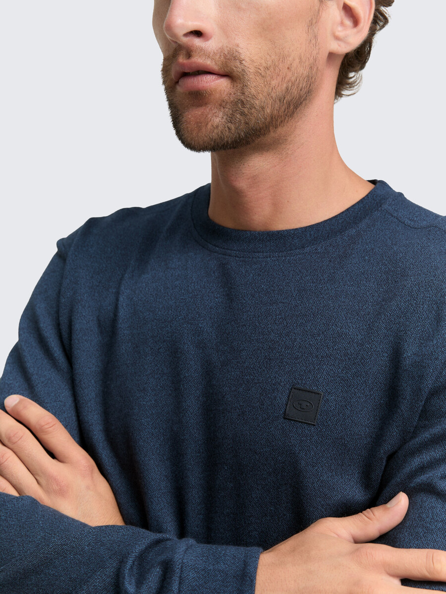 chemise à manches longues avec badge logo