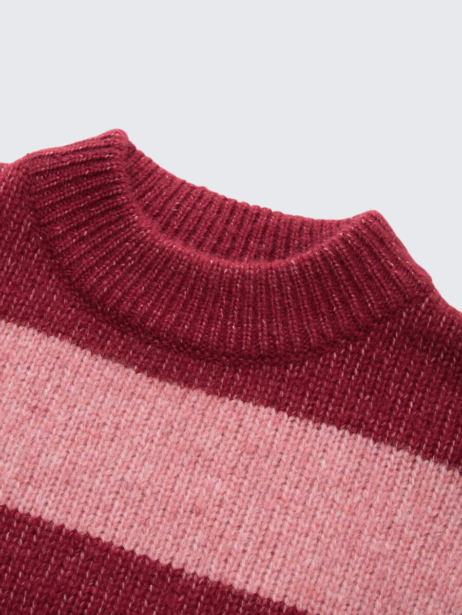 pull court en maille color block