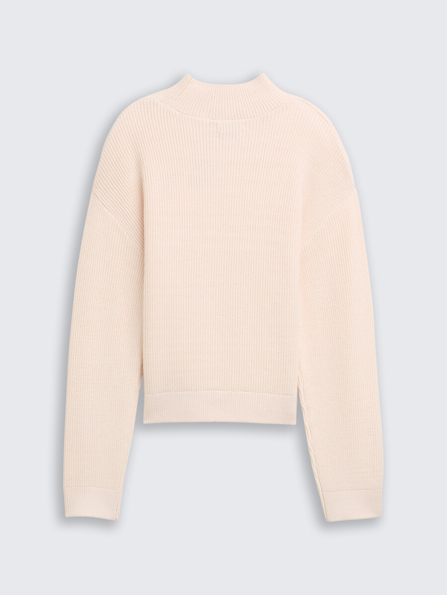 pull en maille à col montant
