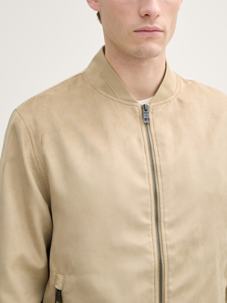 blouson aviateur aspect daim