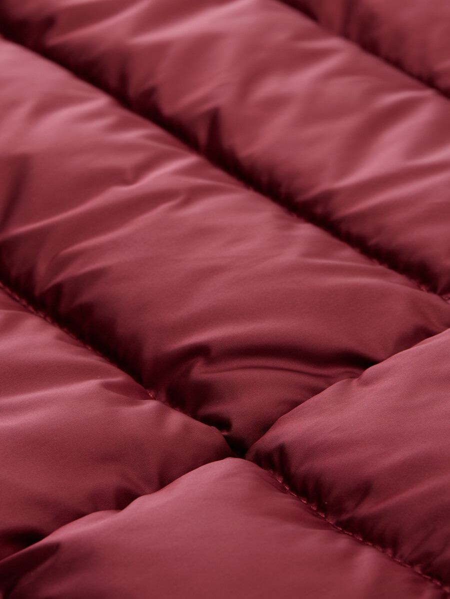 veste matelassée légère à capuche
