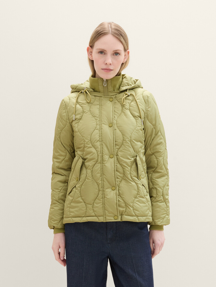 veste fine à capuche