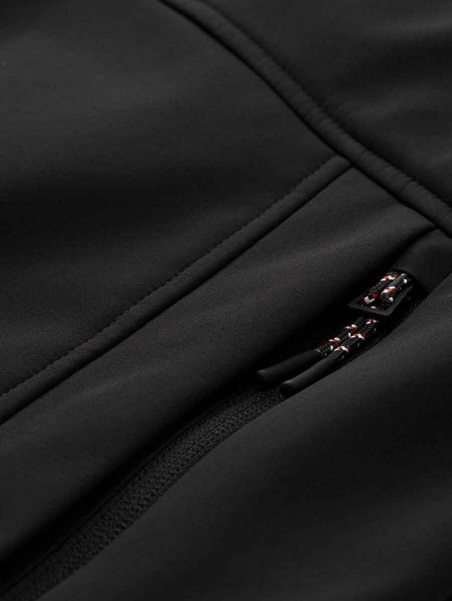 veste softshell à capuche